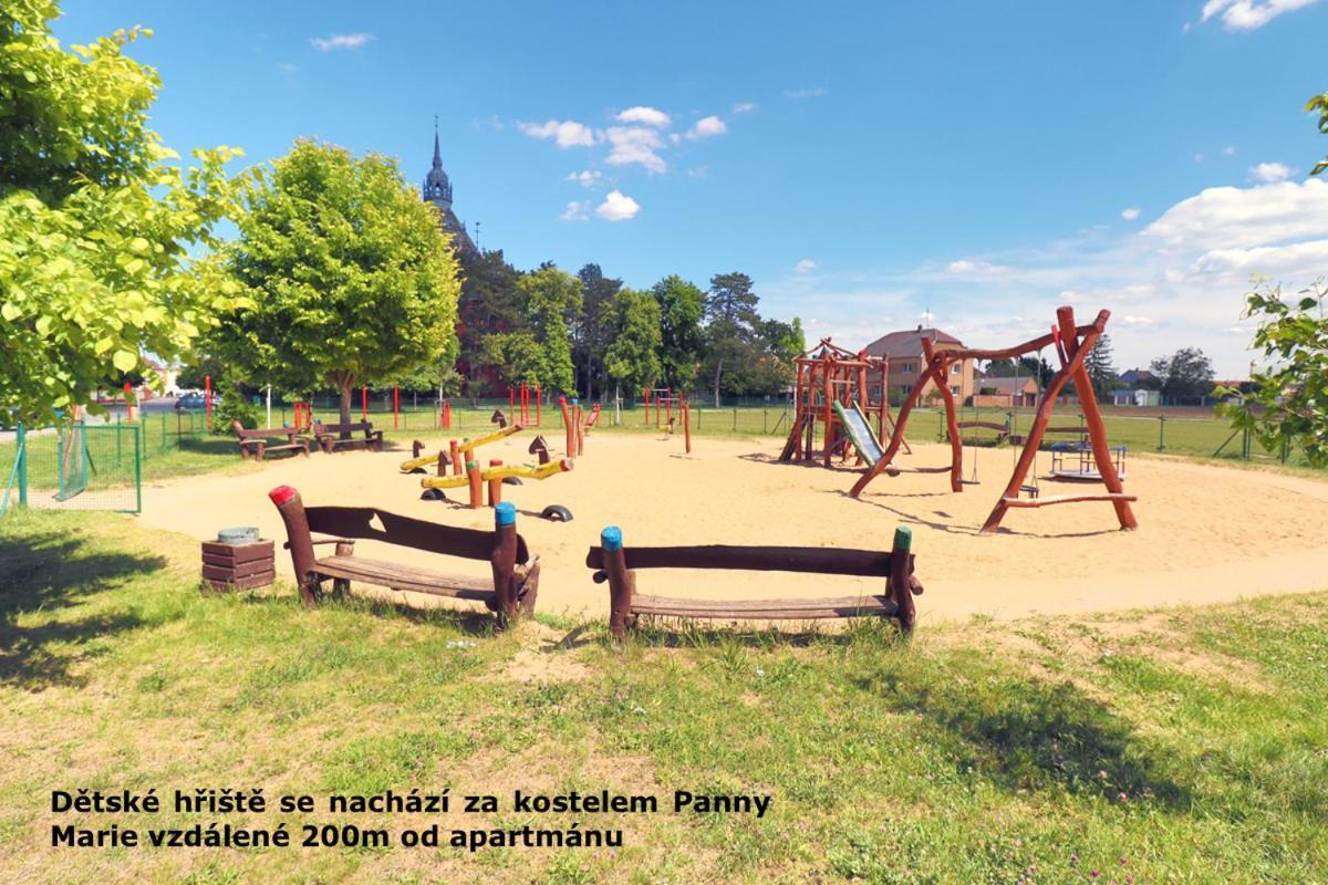 Ubytování U Mikeša Břeclav Exterior foto